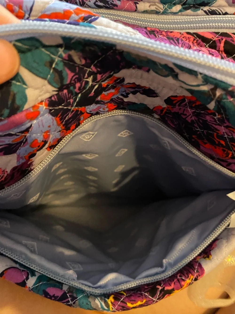 xl Vera Bradley Backpack - Picture 10 of 14